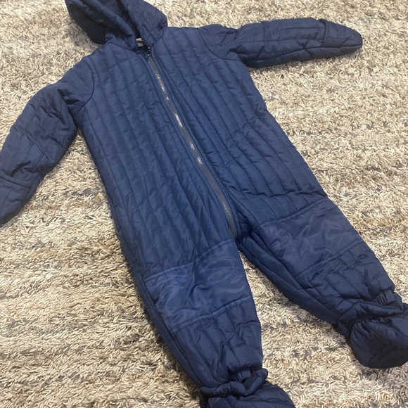 First impressions, fleece line outerwear, onesie with detachable feet sz 24M - Picture 6 of 6